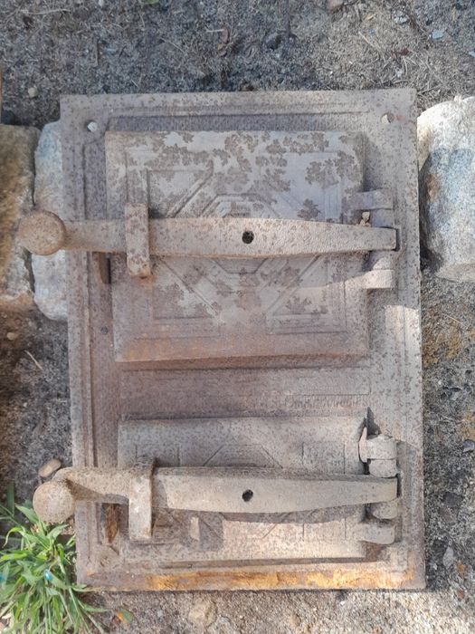 Stare  drzwiczki od pieca