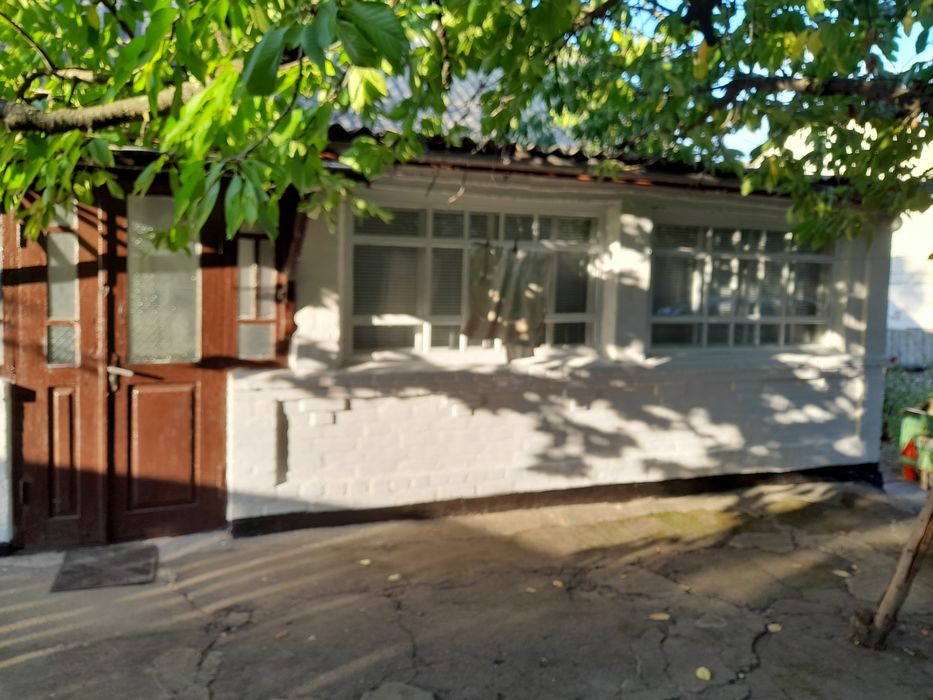 Продаж будинку у місті Тальне
