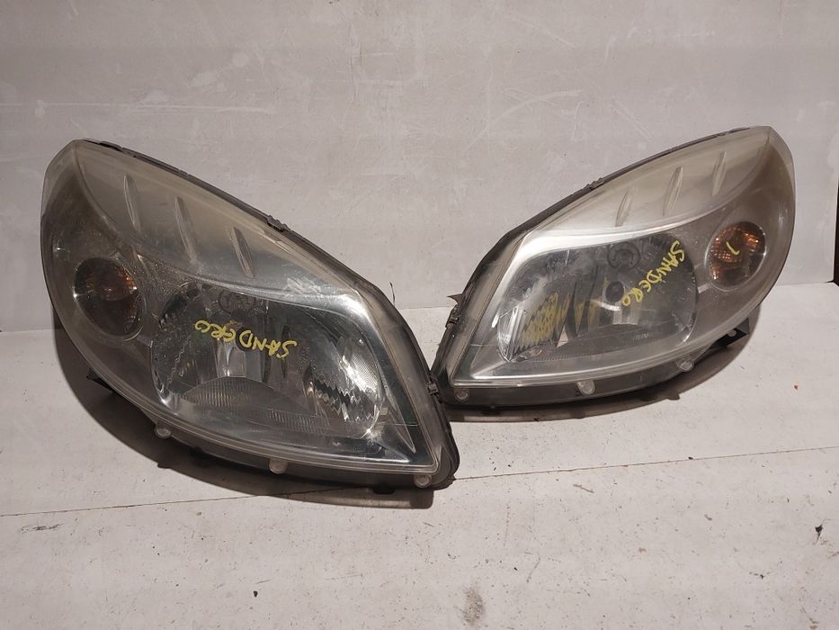 Dacia sandero 1 I prawa lewa lampa przednia reflektor prawy lewy
