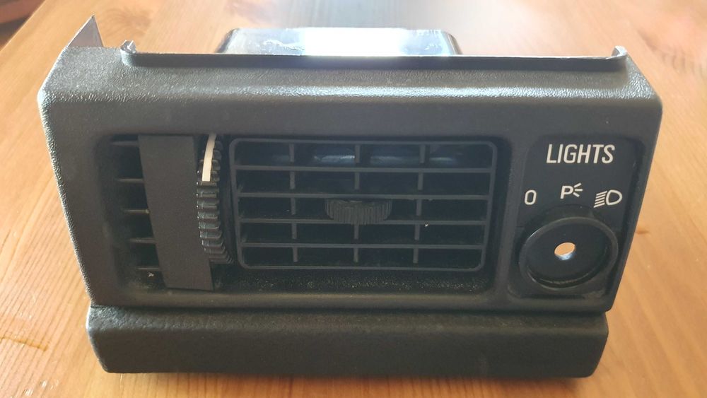 Grelha de ventilação Volvo 200 Series 1975 a 1982