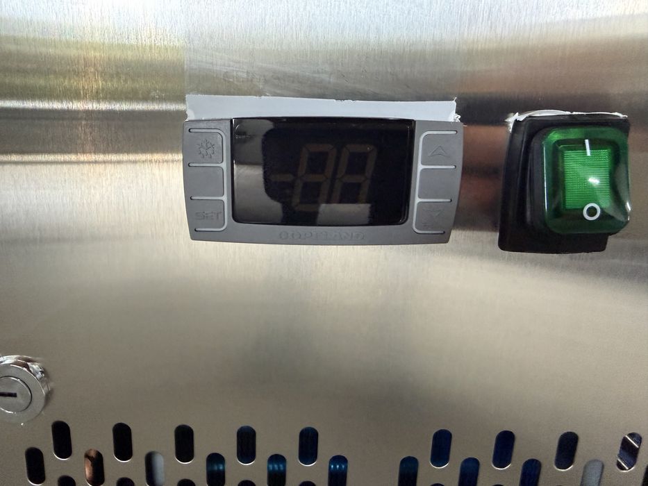 Bancada frigorifica Mesa refrigerada frio ventilado 4 Portas