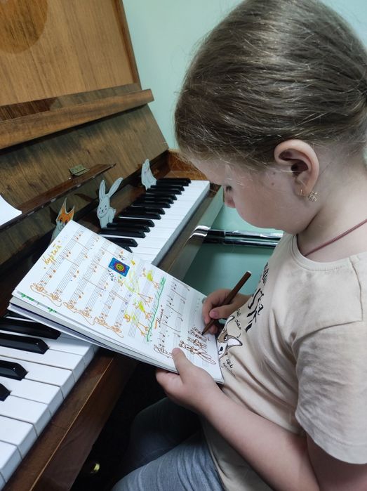 Викладач фортепіано ОНЛАЙН та офлайн ХАРКІВ