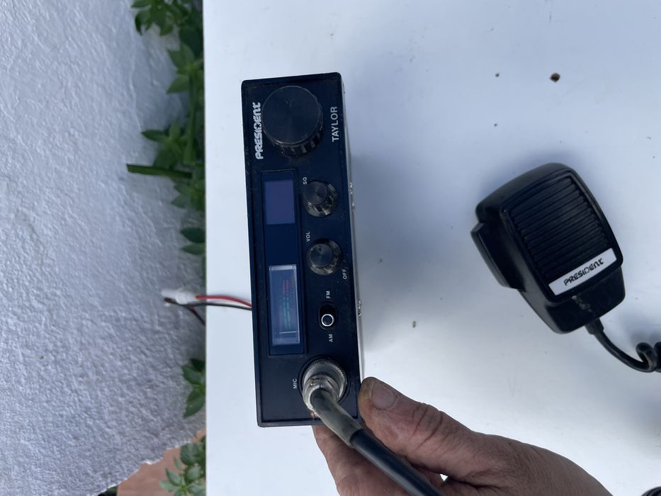 CB marca President, modelo Taylor F