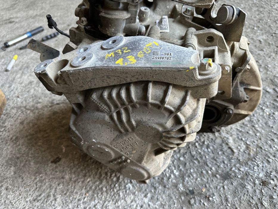 Caixa de velocidades M32 Opel corsa 1.3 CDTI de 6 v