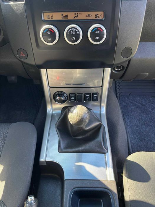 NISSAN NAVARA (d40) 2.5 dci 4wd