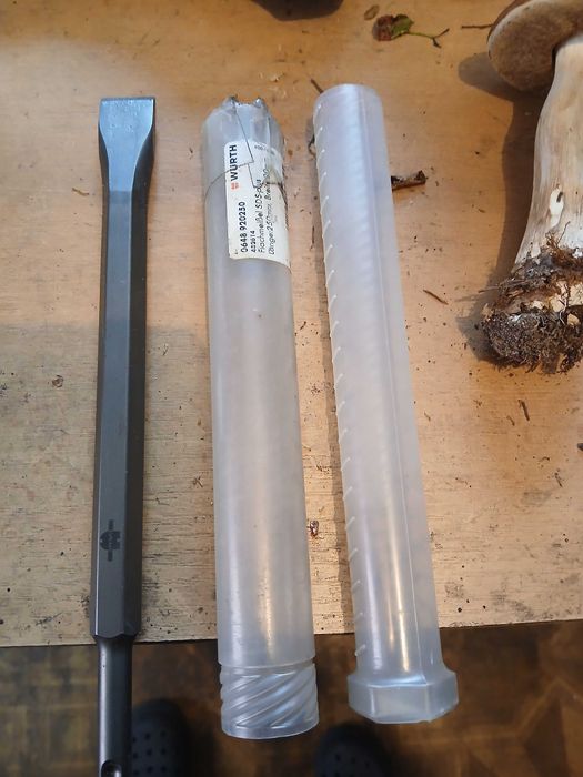 Dłuto plskie do betonu na sds 25 mm Würth