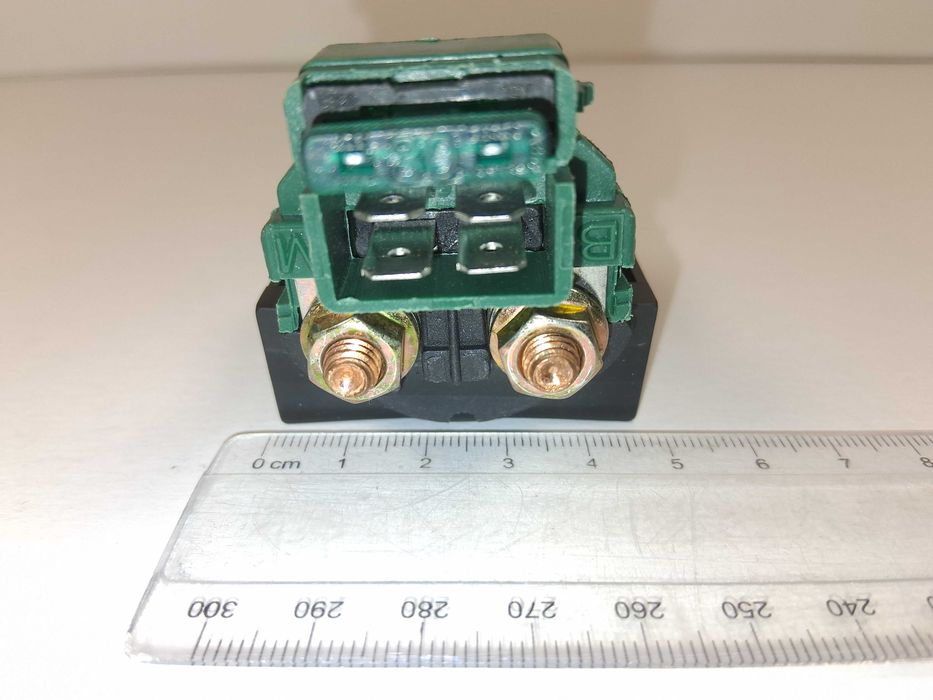 N184 Przekaźnik Rozrusznika Z Bezpiecznikiem 30A