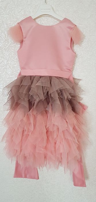 Шикарное платье для первого выпускного бала или торжества, р.116