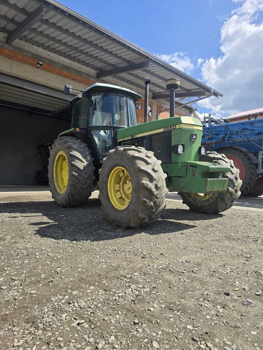John Deere 3650