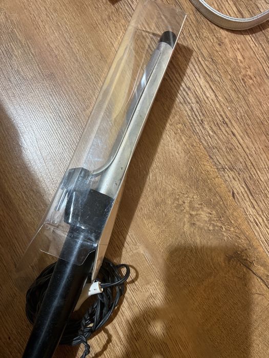 Плойка для волос в рабочем состоянии