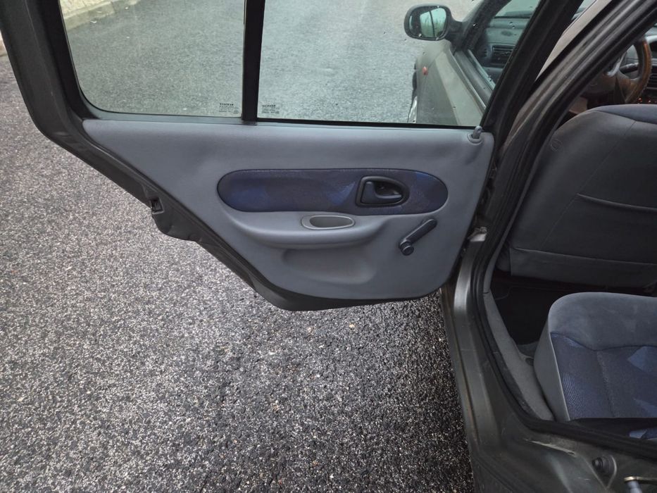 Renault clio 1.2  muito bom preco