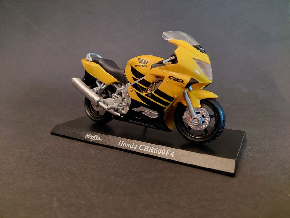 Miniatura Mota Honda CBR 600 F4 Maisto