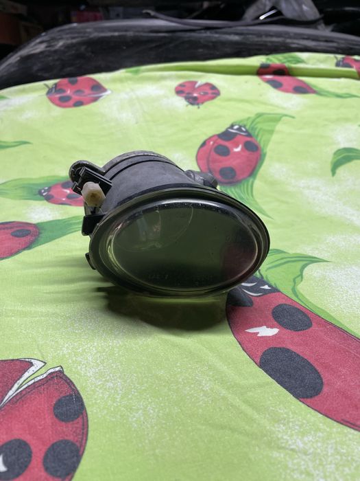 Продам на бмв е46 купе.