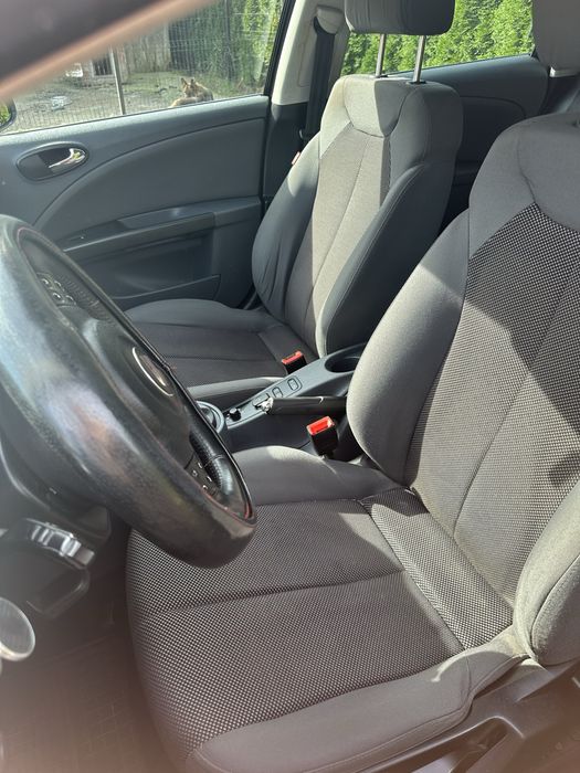 Seat Leon 1.4 TSI benzyna alufelgi  bardzo zadbany
