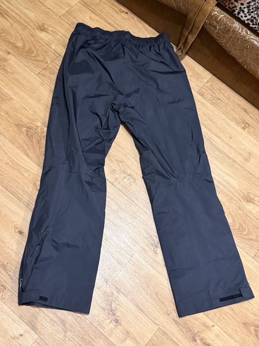 TNF Hyvent pants