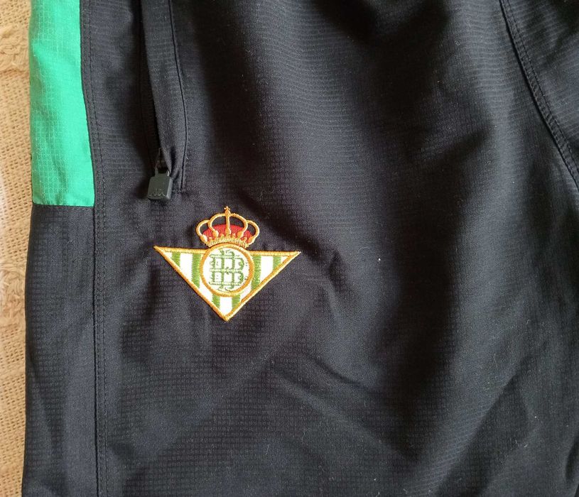 Młodzieżowe oryginalne spodenki Betis Sevilla