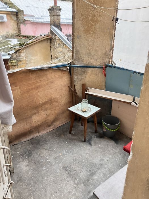 Льва Толстого/Нежинская. Центр, комната в комуне