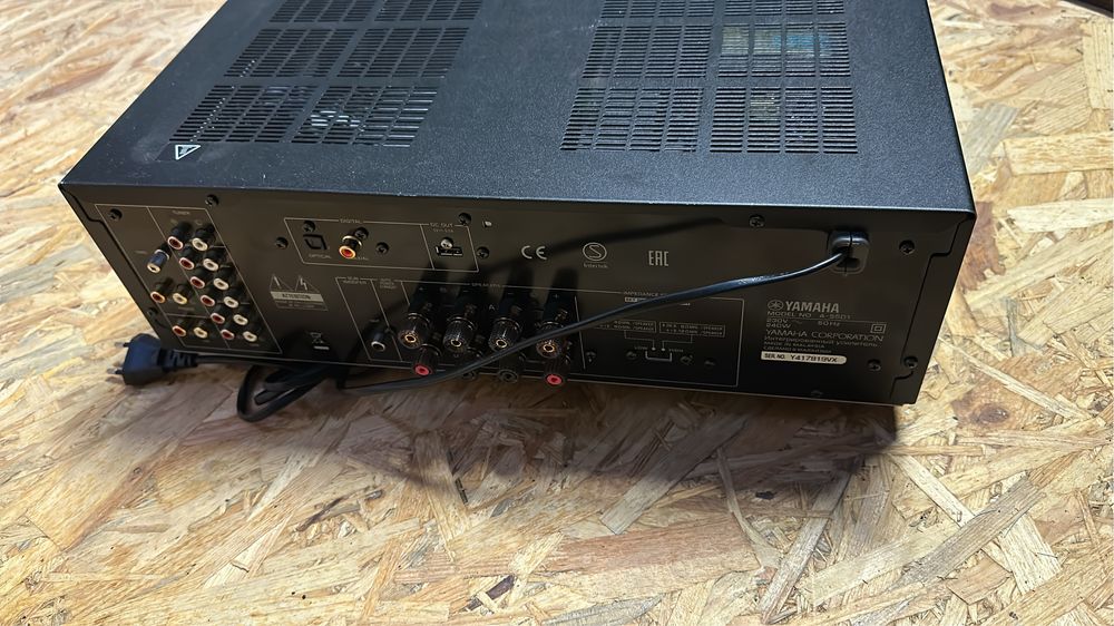 Wzmacniacz stereo Yamaha as 501 czarna z pilotem