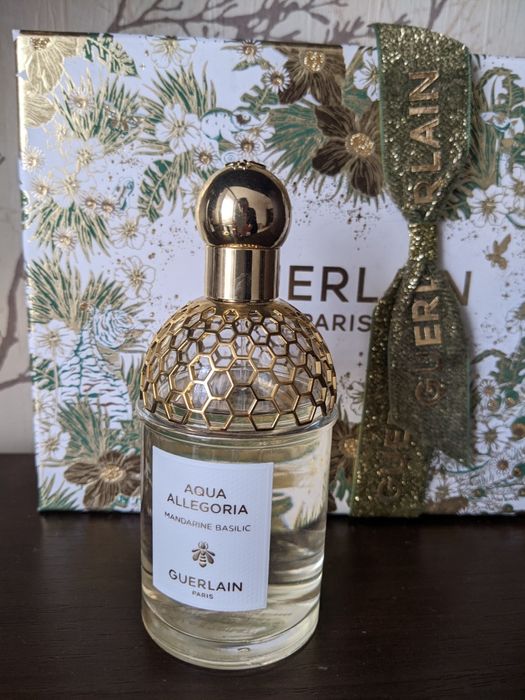 Парфуми, розпродаж власної колекції Guerlain, Maison Margiela