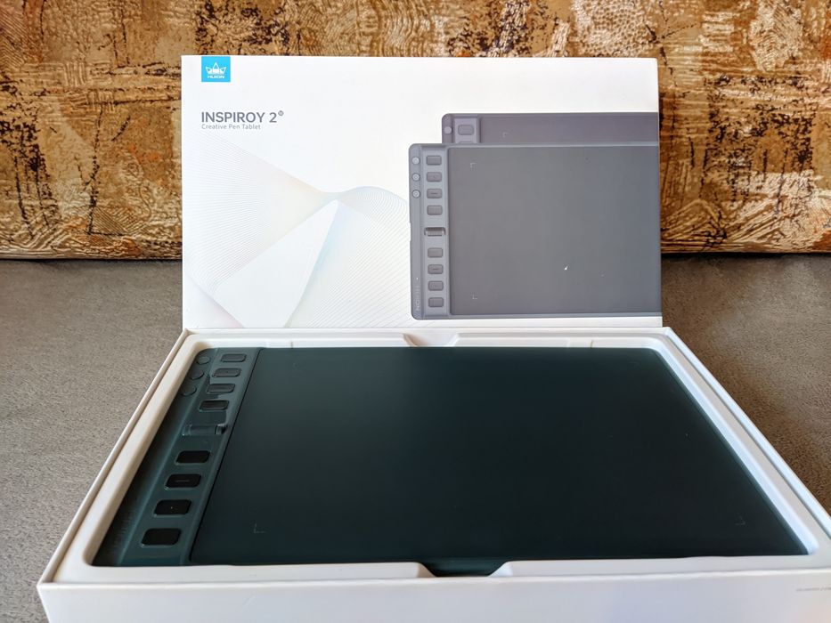 Графический планшет Huion Inspiroy 2 M (Green) — полный комплект