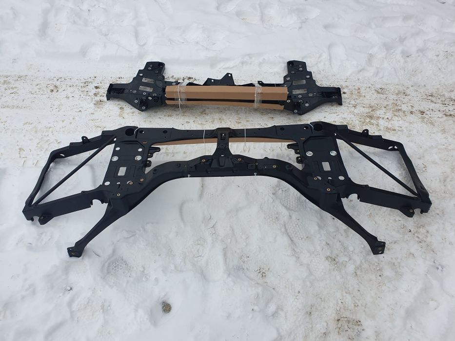 Tesla Model S Plaid телевизор Тесла Модел С  установочная панель