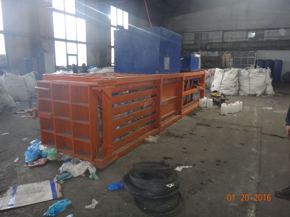 Пресс для вторсырья