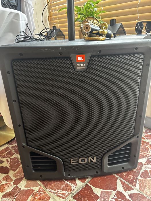 Profesjonalny subwoofer aktywny JBL  EON 518 S