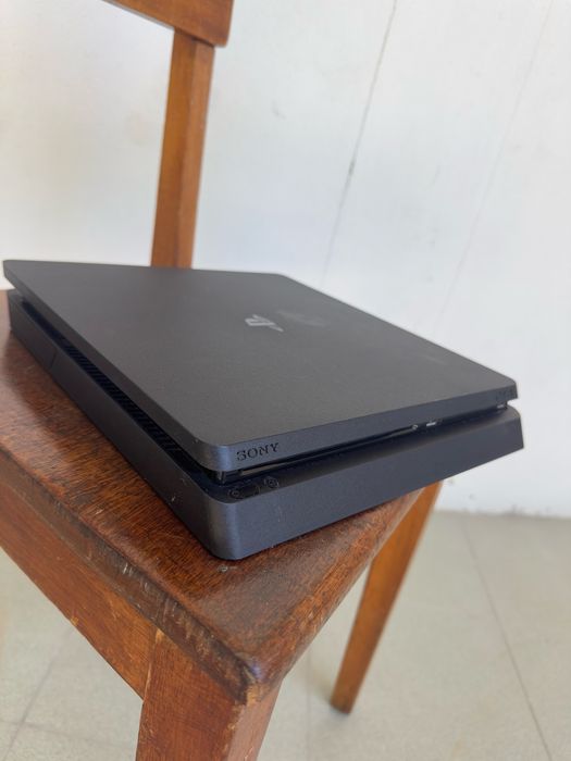 Ps4 em perfeitas condições