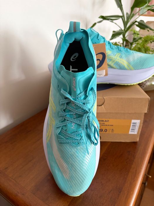 Sapatos de corrida Asics Megablast 46
