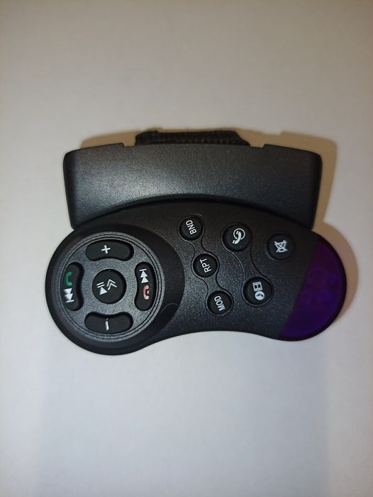 Продам универсальный ИК пульт управления магнитолой MP5