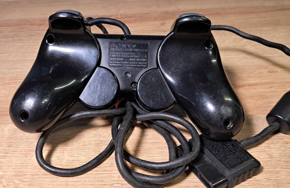 PS2 геймпади SONY PLAYSTATION 2 DUALSHOCK 2 контролери