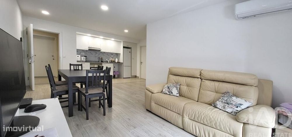 Apartamento T2 em Aradas