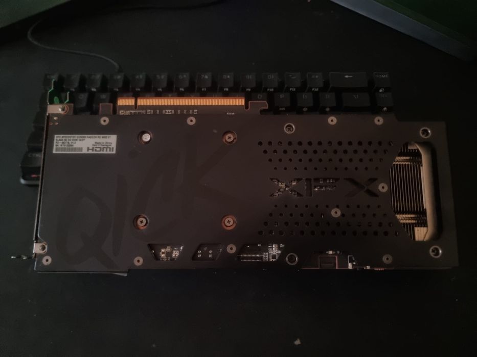 Placa gráfica Amd Rx 6600XT