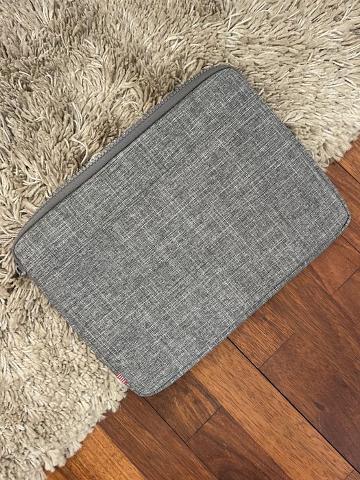 Herschel Anchor Sleeve para Macbook Raven Crosshatch