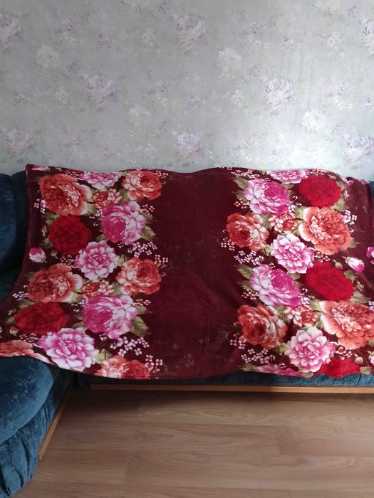 Продам новые покрывала