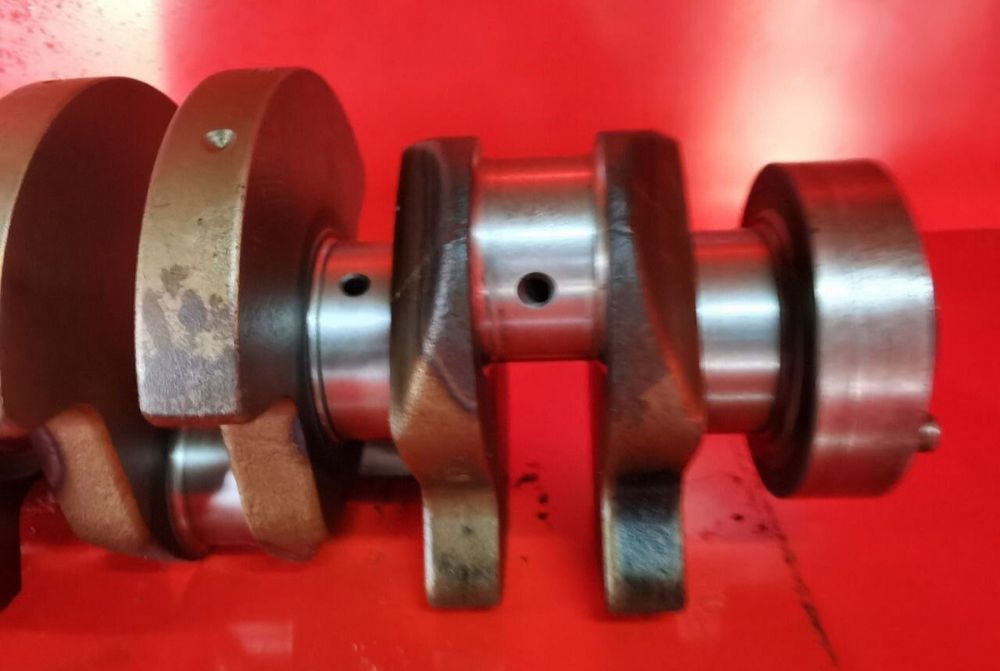 Коленвал 2.5, 2.9 OM 602 Mercedes Sprinter 310, 312, 410, 412, E 210