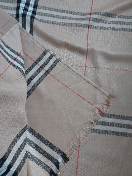 Szal Burberry Nowy opakowanie