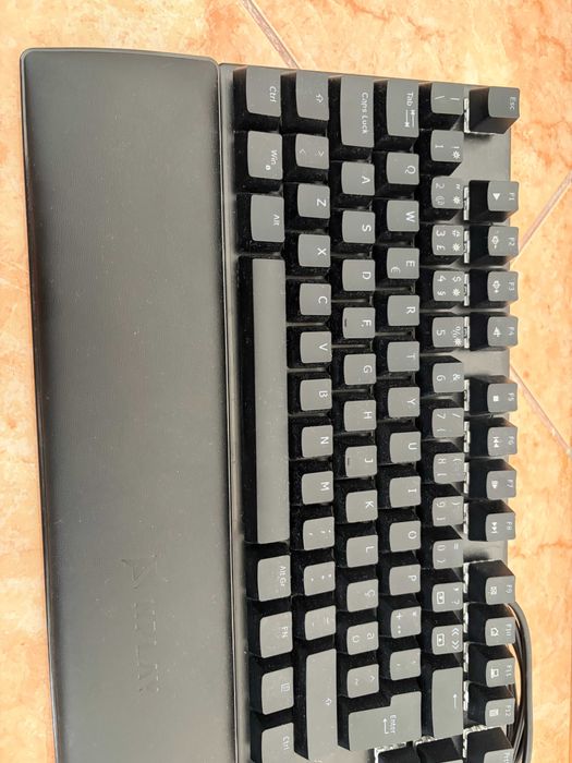 Teclado Mecânico NPLAY Conquer 2.0 PT - Como Novo