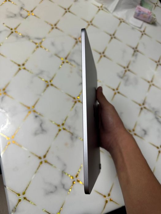 iPad Air 11" M4 256GB Wi-Fi АКБ 98%