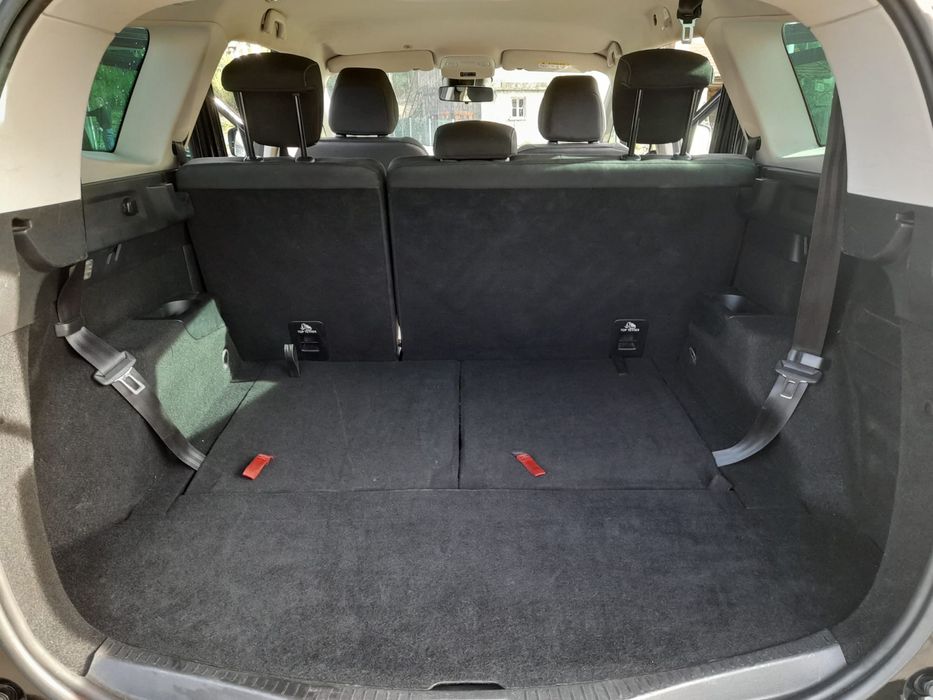 Grand Scenic preta em bom estado