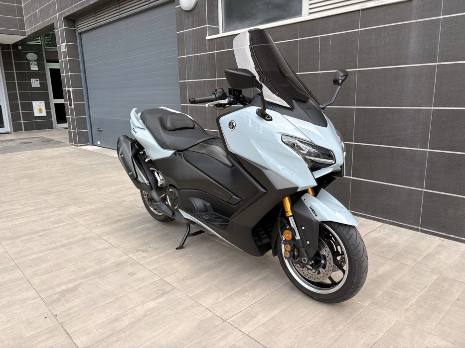 Tmax 560 Tech Max