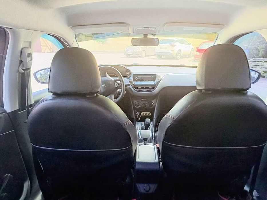 Продам Peugeot 2008  економічний та надійний кросовер для міста