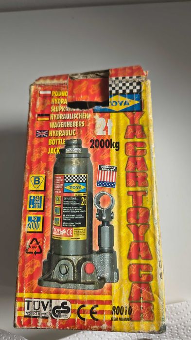 Podnośnik hydrauliczny, słupkowy Toya2 T 80010 całkowicie  sprawny.