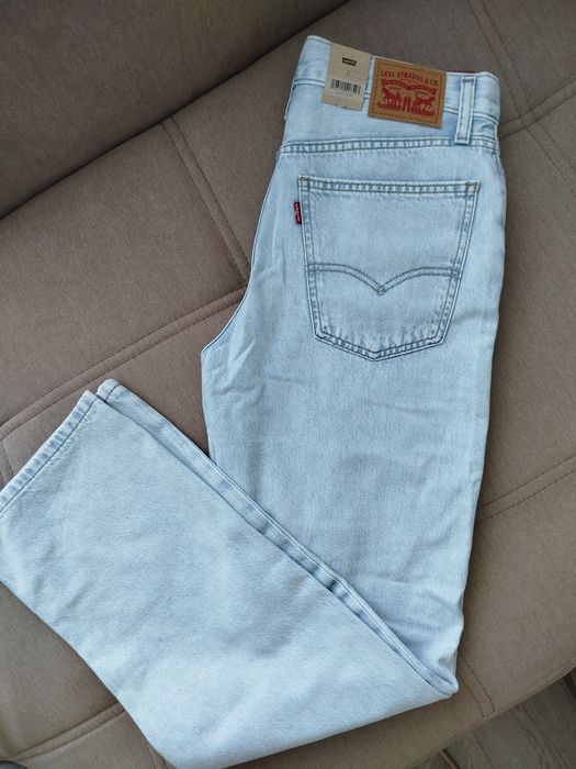 Джинси LEVI'S (27 розмір)