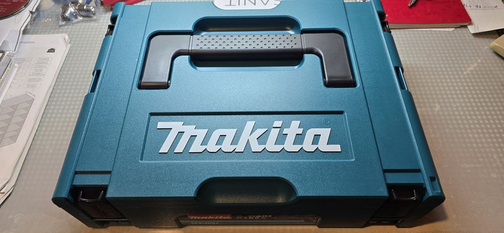 Aparafusadora Makita DF012DSJ (NOVA)