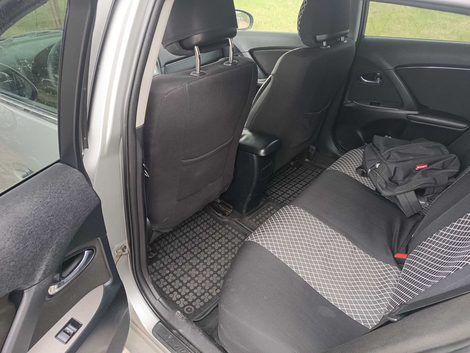 Toyota avensis t27 2.0 D4D тойота авенсис