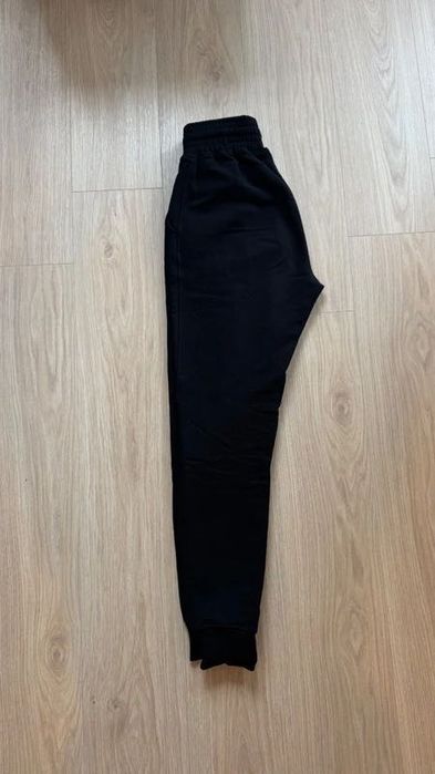 Bluza spodnie dresy komplet strong point r. S M czarny gruby zimowy