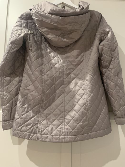 Kurtka pikowana damska kaptur wiatrówka