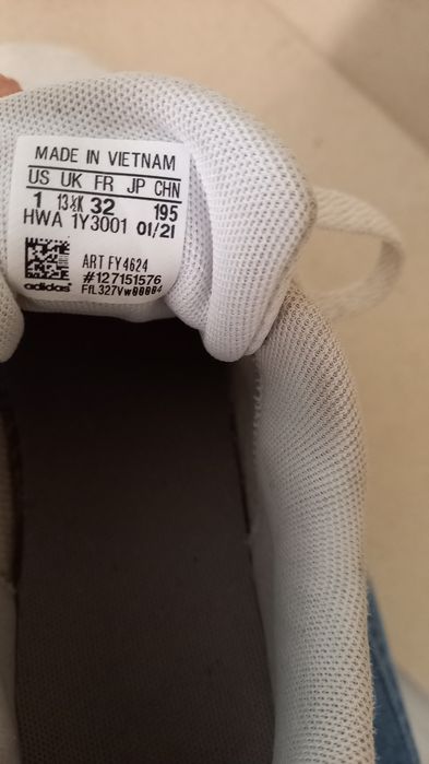 Ténis adidas 32 menina