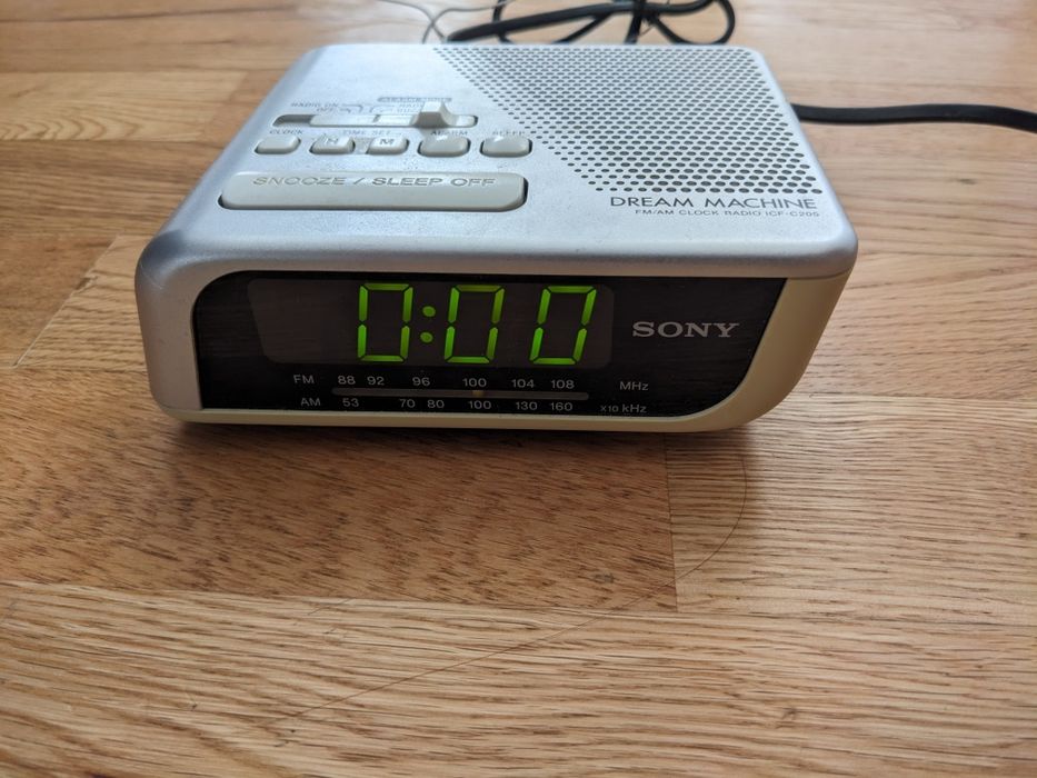 Radio despertador sony